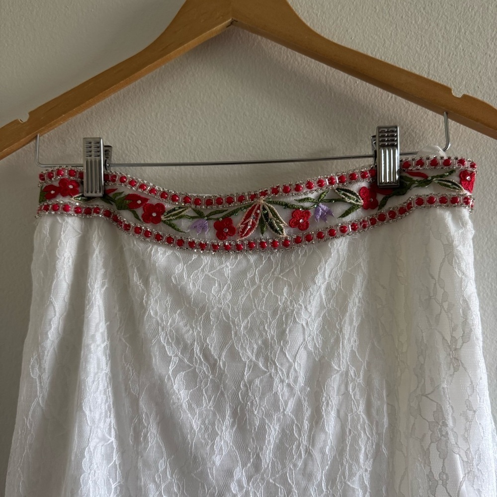 NWT Nox Anabel White Floral Embroidered Lace Maxi Skirt Crop Top Set size Large - Picture 10 of 13